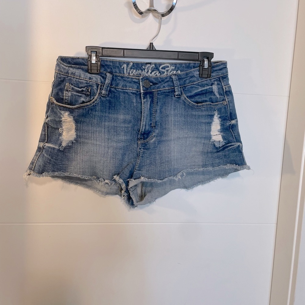Size 11 Vanilla Star jean shorts size 11